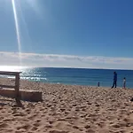 Moradia V2 - 200m Da Da Oura - Santa Eulalia بيت للعطل *