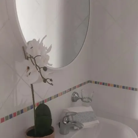 Moradia V2 Quinta Pedra Dos Bicos -praia Da Oura - Apartamento *