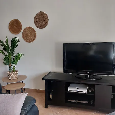 Moradia V2 - 200m Da Da Oura - Santa Eulalia