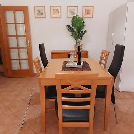 Moradia V2 - 200m Da Da Oura - Santa Eulalia Appartement