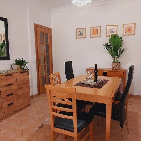 Moradia V2 Quinta Pedra Dos Bicos -praia Da Oura - Apartamento
