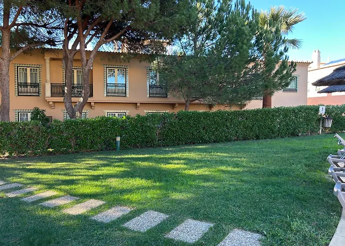 Moradia V2 - 200m Da Da Oura - Santa Eulalia *
