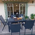 Moradia V2 - 200m Da Da Oura - Santa Eulália *