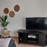 Moradia V2 - 200m Da Da Oura - Santa Eulália
