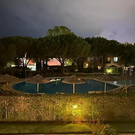 Moradia V2 - 200m Da Da Oura - Santa Eulalia Διαμέρισμα Αλμπουφέιρα