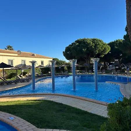 Moradia V2 - 200m Da Da Oura - Santa Eulalia 度假居 *