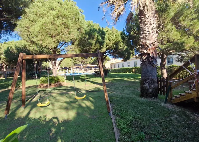 Moradia V2 - 200m Da Da Oura - Santa Eulalia * Albufeira