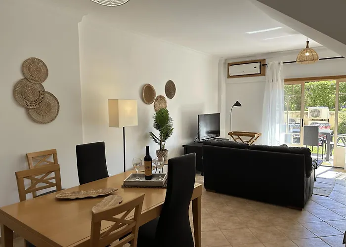 Moradia V2 - 200m Da Da Oura - Santa Eulalia Albufeira