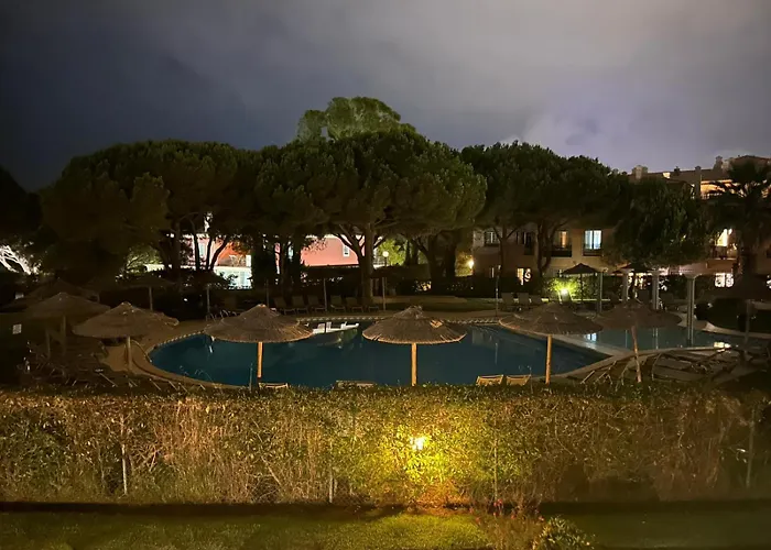 Moradia V2 - 200m Da Da Oura - Santa Eulalia Holiday home Albufeira