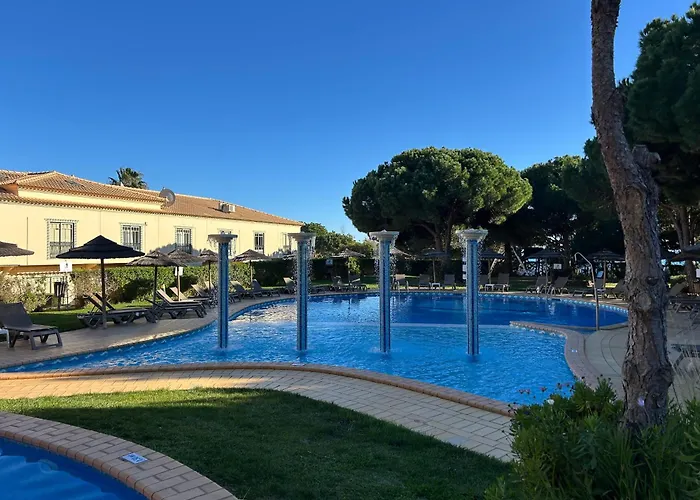 Moradia V2 - 200m Da Da Oura - Santa Eulalia * Albufeira