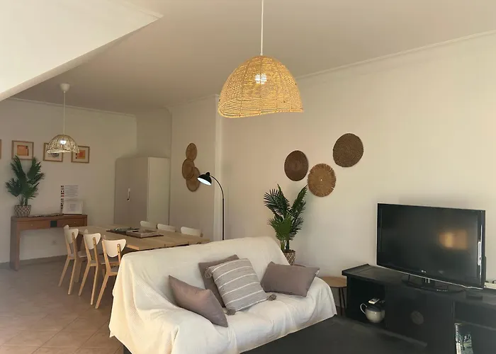 Holiday home Moradia V2 - 200m Da Da Oura - Santa Eulalia *