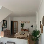 Moradia V2 - 200m Da Da Oura - Santa Eulalia Nyaraló *