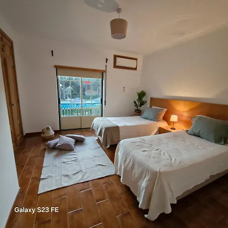 Moradia V2 - 200m Da Da Oura - Santa Eulalia * אלבופיירה